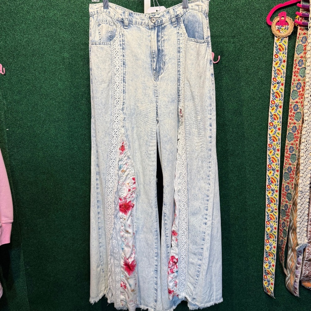 🌟SALE 188 NWT POL Floral Pattern Twill Trim Wide Pants